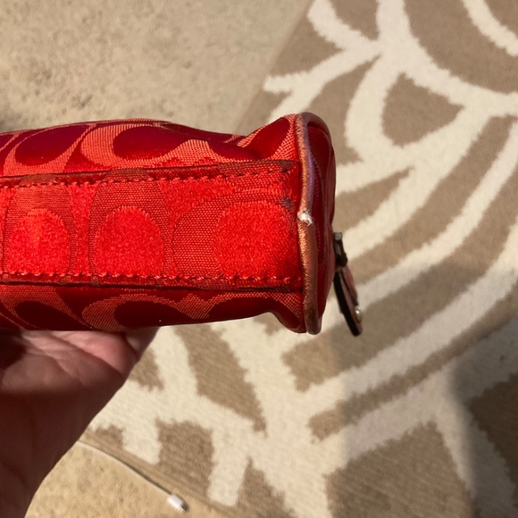 VTG COACH Rare Ltd. Ed. Red Cosmetic Case Made Exclusively For Estée Lauder 2010 - Picture 10 of 11